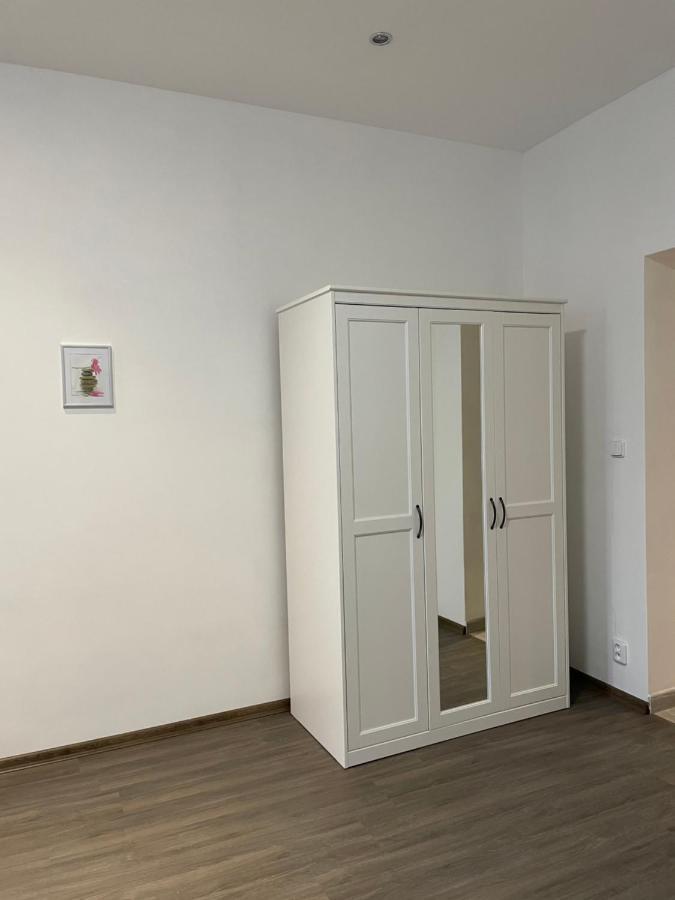 Apartmant T&T Cheb Bagian luar foto