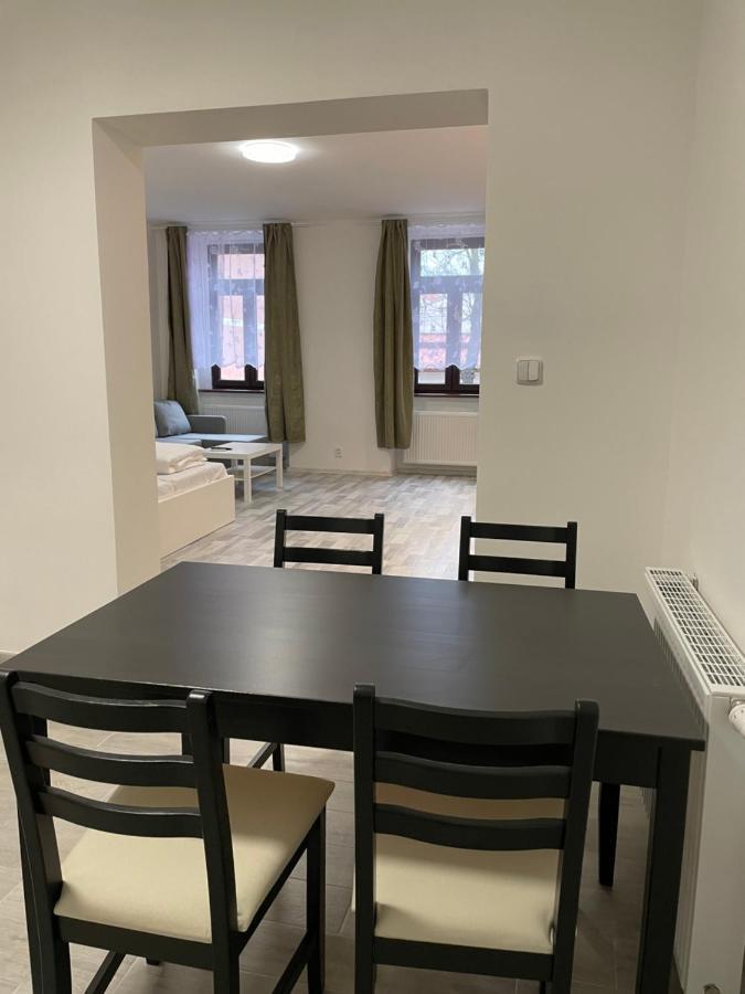 Apartmant T&T Cheb Bagian luar foto